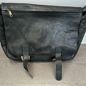Vintage Hobo International messenger bag